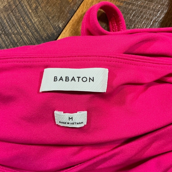 Babaton Contour Long Sleeve Square Neck Bodysuit Hot Pink Size M - Picture 10 of 10